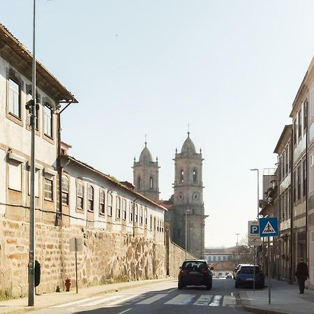 2 Comfy Bright Flats With Netflix Appartement Porto Buitenkant foto