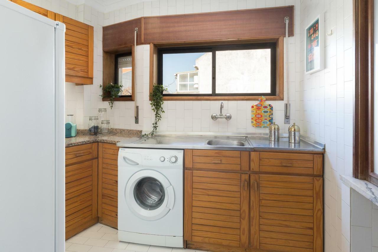 2 Comfy Bright Flats With Netflix Appartement Porto Buitenkant foto