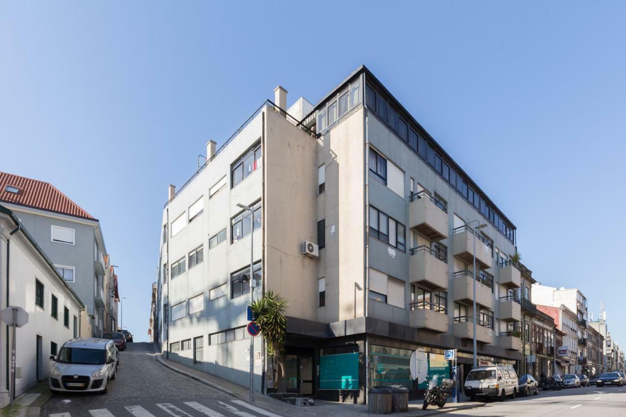 2 Comfy Bright Flats With Netflix Appartement Porto Buitenkant foto
