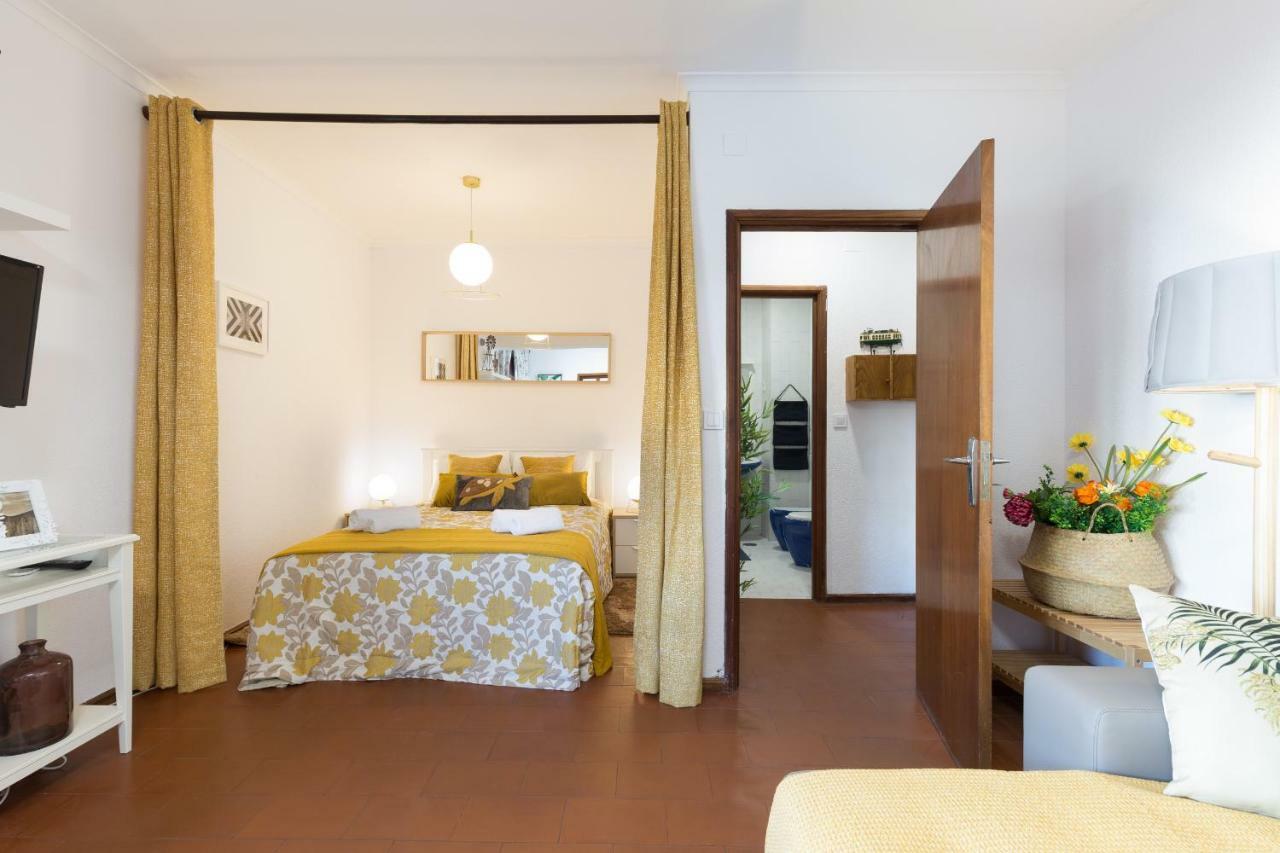 2 Comfy Bright Flats With Netflix Appartement Porto Buitenkant foto
