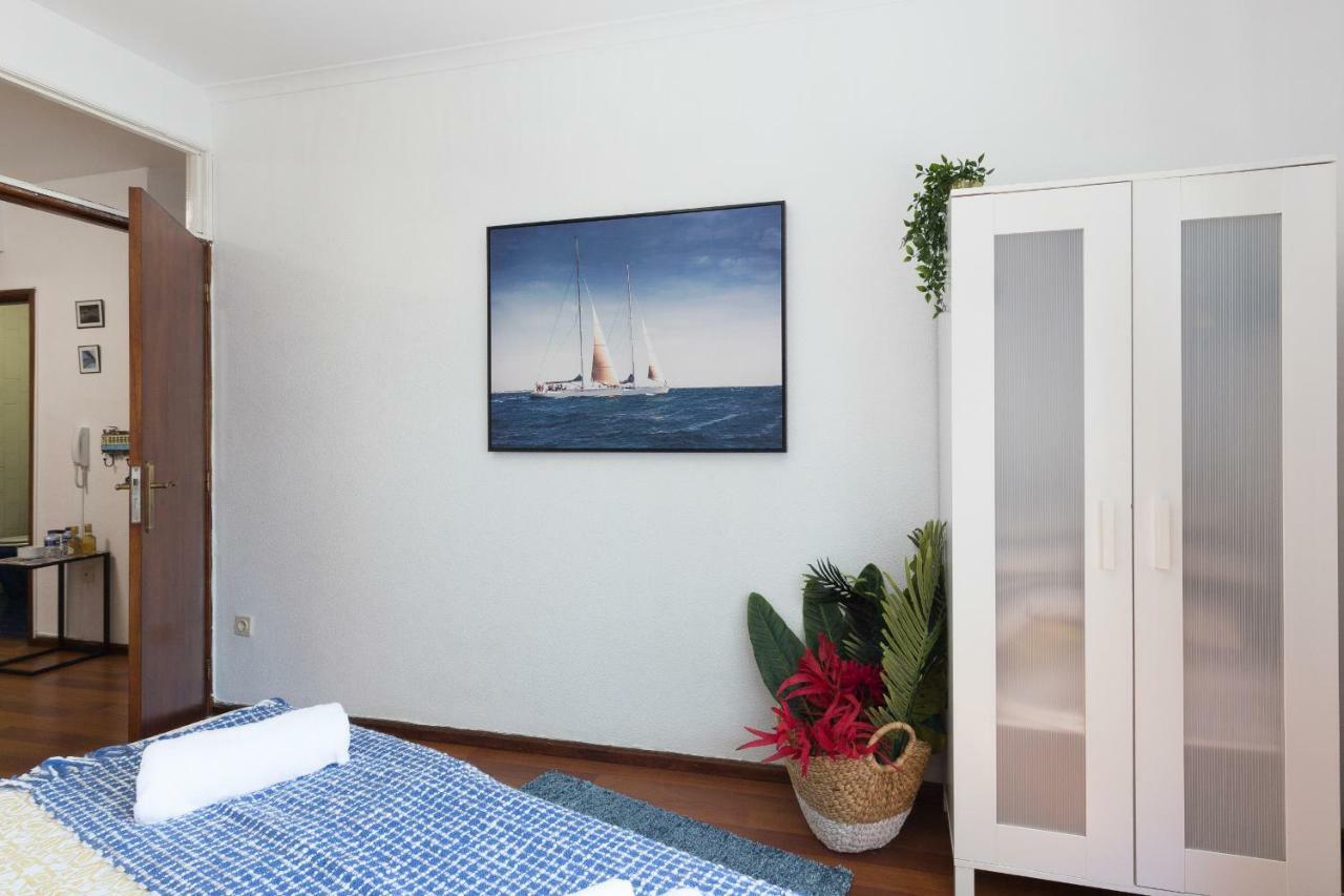 2 Comfy Bright Flats With Netflix Appartement Porto Buitenkant foto
