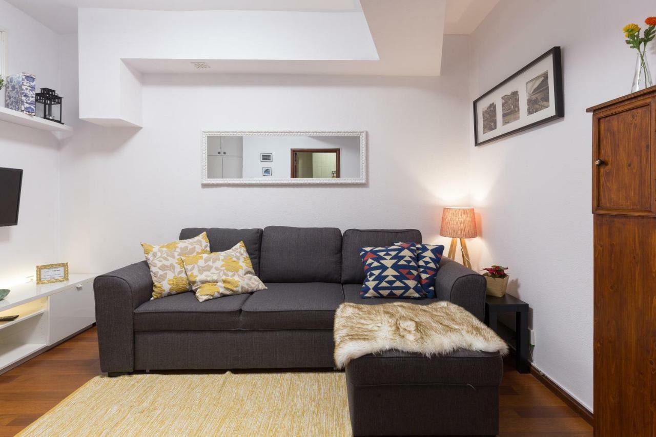 2 Comfy Bright Flats With Netflix Appartement Porto Buitenkant foto